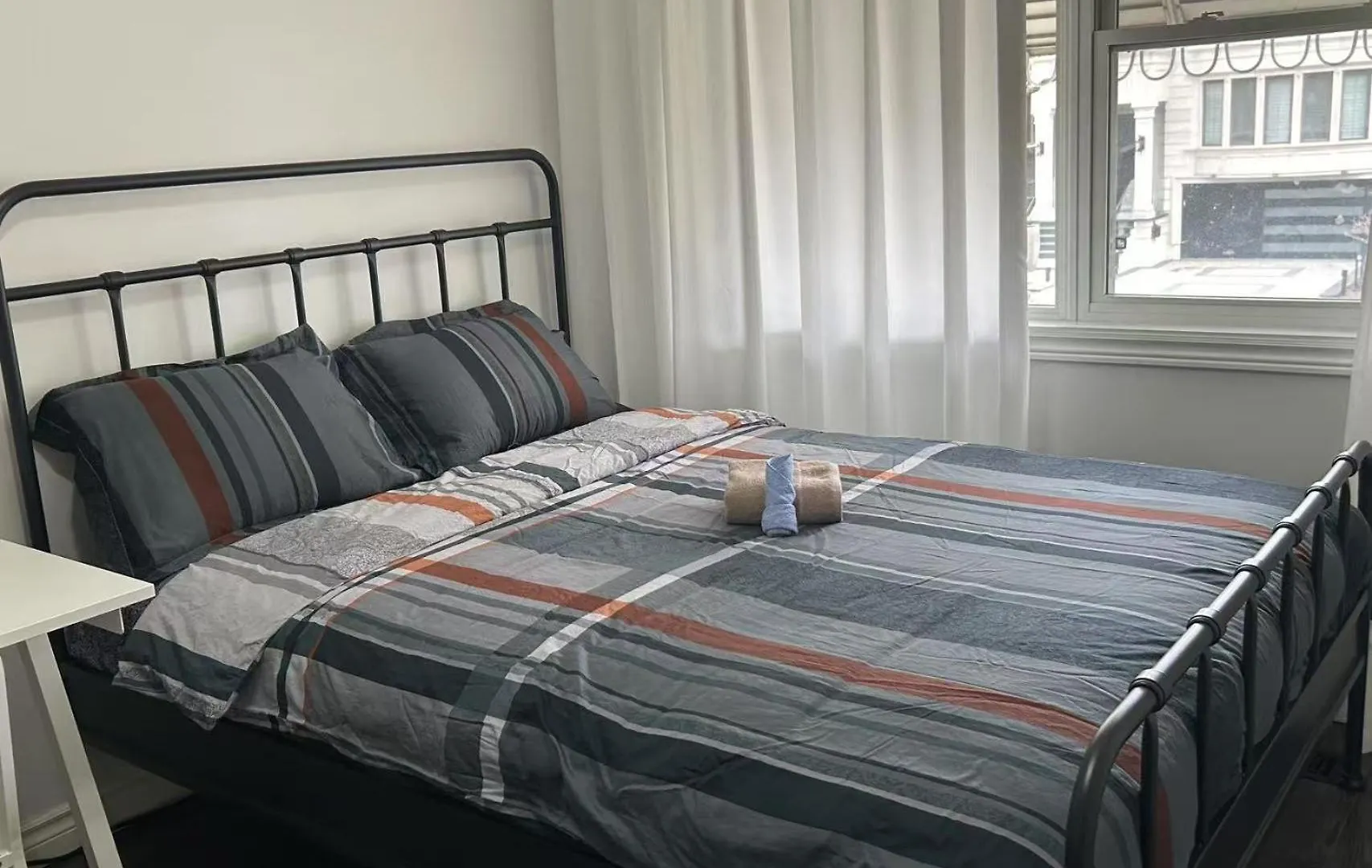 Pensión North York Cozy Queen Room Walk To Subway And Stores Toronto Canadá